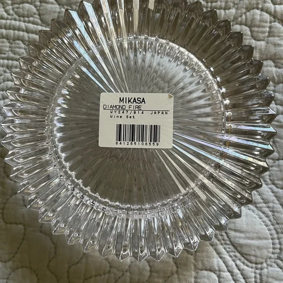 Mikasa Diamond Fire Crystal Wine Set - Picture 3 of 4